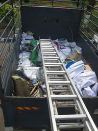 pemuda umno arrested with banner 230808 banner and ladder