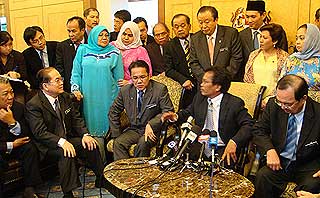 shafie apdal and mps no defection pc 280808 02