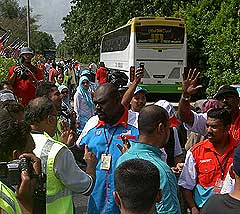 phantom voters bus permatang pauh polling day 260808 01