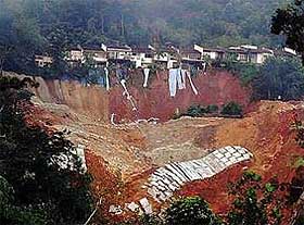 hillside development in selangor state landslide 280808 kg pasir ulu kelang