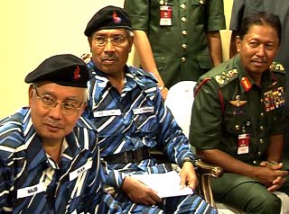 najib rakan cop national service pc 150908 01