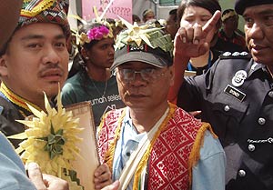 orang asal walk 130908 adrian lasimbang