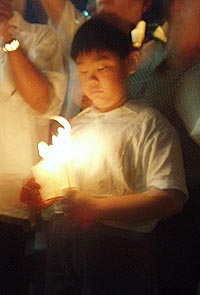 dap candle light vigil for teresa kok 130908 03