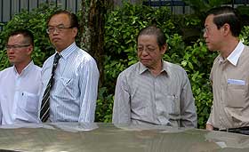 teresa kok parents meet bukit aman 150908 08