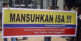 anti isa protest malaysia embassy indonesia 190908 03