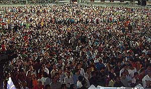 anti isa sept 16 gathering kelana jaya stadium 160908 14