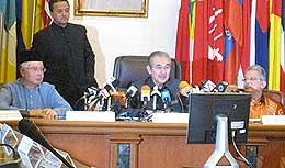 pak lah umno supreme council special meeting 260809 04