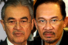 anwar and pak lah crash style