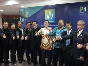 lim guan eng launch penang wimax 250908 group.jpg