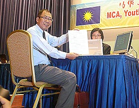 mca party election nomination day 131008 12 chor chee hung
