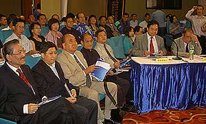 mca debate chua jui meng 151008 audience