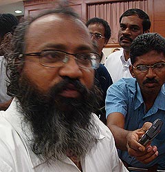 uthayakumar sedition trial 201008 03