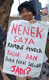 tomboy fatwa protest 071108 poster nenek