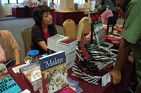 syed husin book launch 091108 books