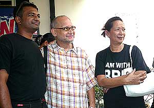 raja petra habeas corpus court case 111108 04