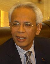 parliament 181108 shahrir samad pc on petrol 03