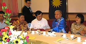 selangor mca dinner 211108 ong tee keat and wong foon meng