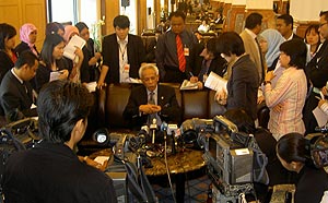 parliament 181108 shahrir samad pc on petrol 01
