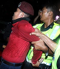 anti isa protest ampang pandan indah protest arrest 241108 01