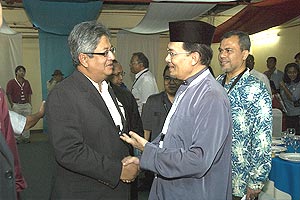 anwar ibrahim pkr congress 021208 04