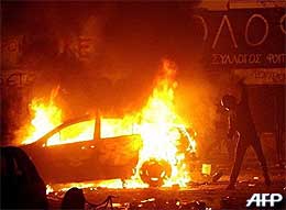 athens riot 101208 04