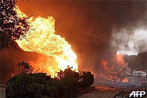 military jet f 18 crash in california 091208 03