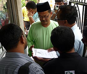 jerit send memo to johor mb on ride for change event 051208 02