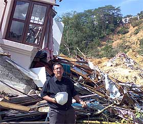 bukit antarabangsa landslide victim unglu farid ungku abdul rahman interview 121208 02