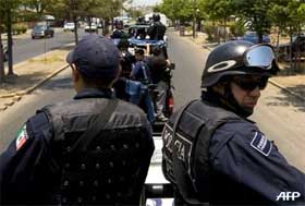 nine men decapitated in southern mexico 221208