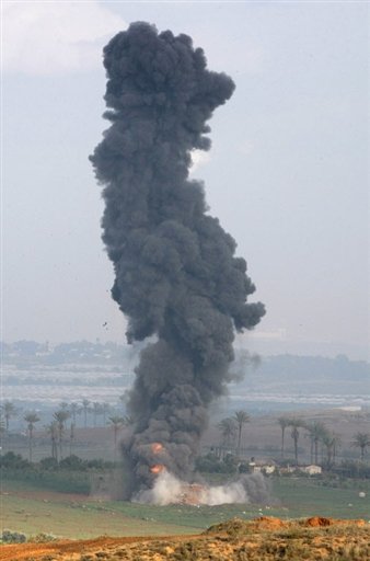 israel air strikes against hamas in gaza strip palestine