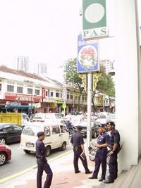 mca protest pas hq on hudud 241208 04