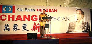 anwar ibrahim in kuching sarawak 090109 01