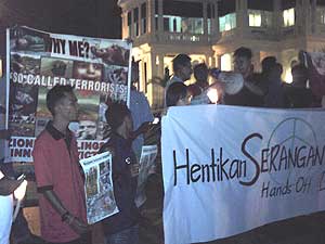penang anti israel and sri lanka violence 120109 01