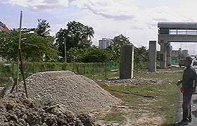 duke expressway highway close barrier access road kampung puah 140109 10