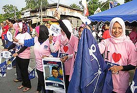 kuala terengganu by election voting day 170109 puteri umno
