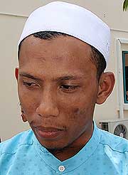 universiti malaya um pig head carcass found in surau mosque pc 160109 09