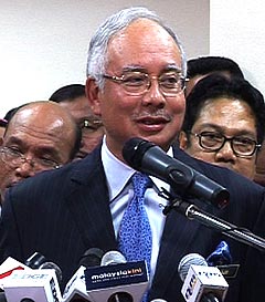 najib announce new bn perak state govt 040209 04