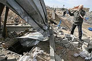 isreal attack gaza egypt border 290109