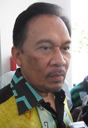 anwar respond to perak pkr defection 010209 anwar