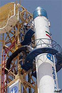 iran launch safir satellite into orbit 030209 03