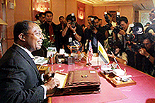 dr zambry abdul kadir new perak cm 110209 03