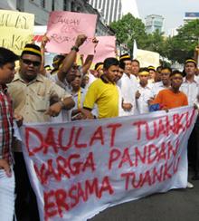umno youth demonstration against karpal singh 100209 03