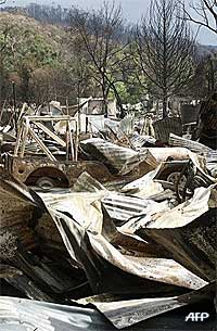 australia forest fire arson 130209 02