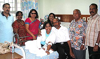m manoharan visiting daughter in um hospital 130209 02
