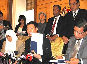 parliament 040309 nga kor ming pc