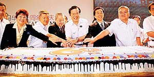 mca 60th anniversary chua soi lek and ong tee keat 030309 06