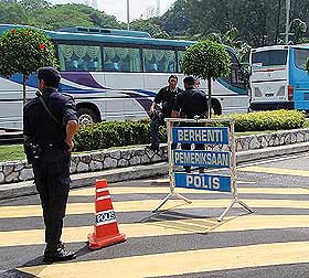 parliament security strengthen 020309 01