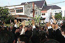 perak state govt crisis suk building rain tree assembly 030309