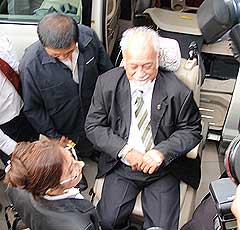 karpal singh charged under seditious act 170309 07