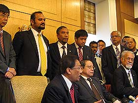 gobind suspended from parliament 160309 03